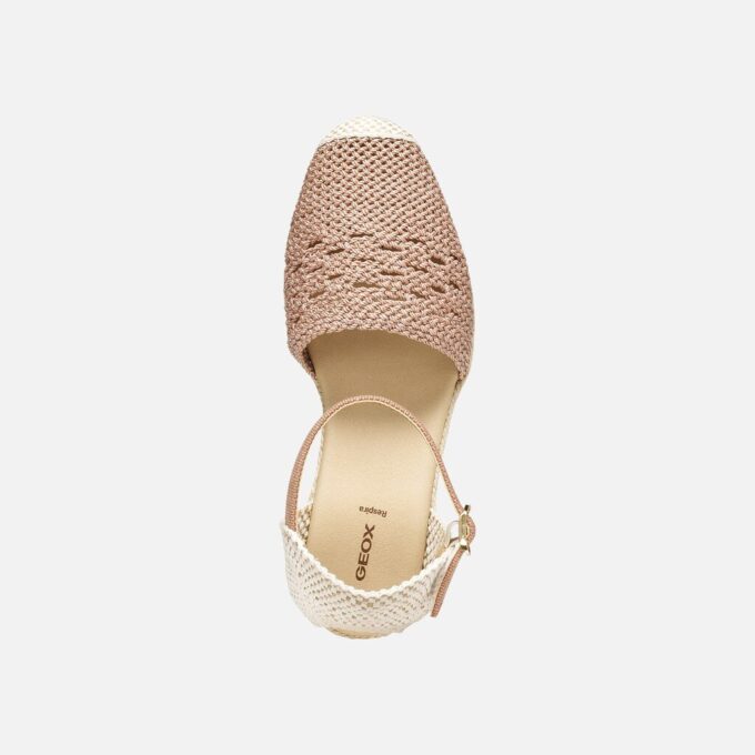 Gelsa Low Woman