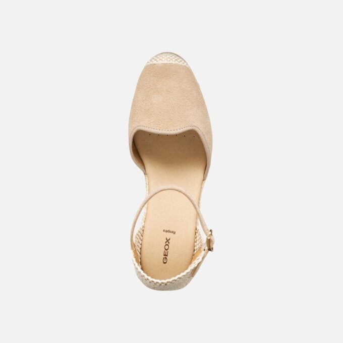 Gelsa Low Woman Gelsa Low Woman