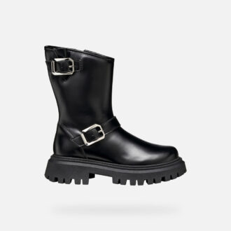 maquinnens flickor 2 2 330x330 - Maquinnens Flickor