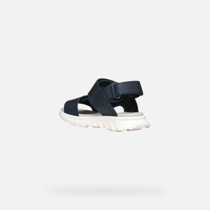 Sandal Airadyum Pojkar