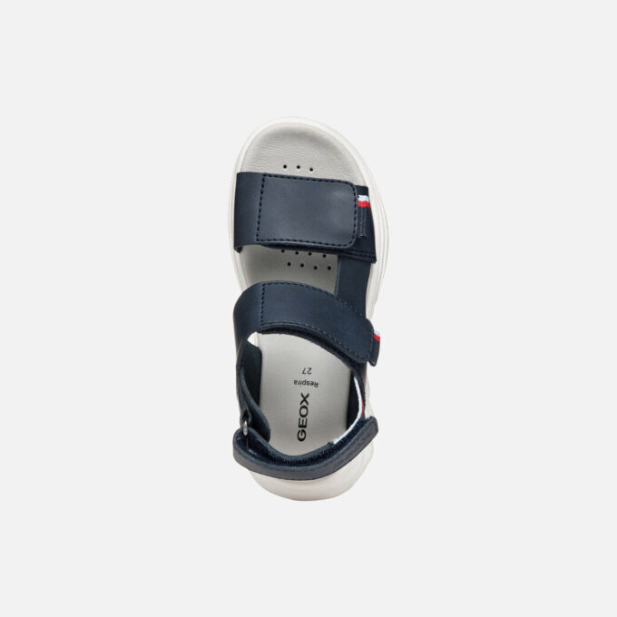 Sandal Airadyum Pojkar