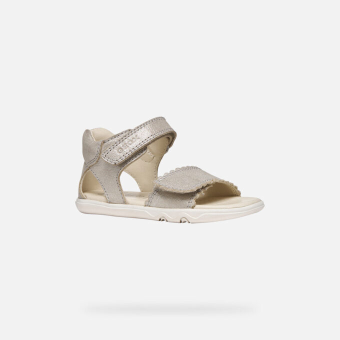 Sandaler Steppieup för små flickor Sandaler Steppieup för små flickor