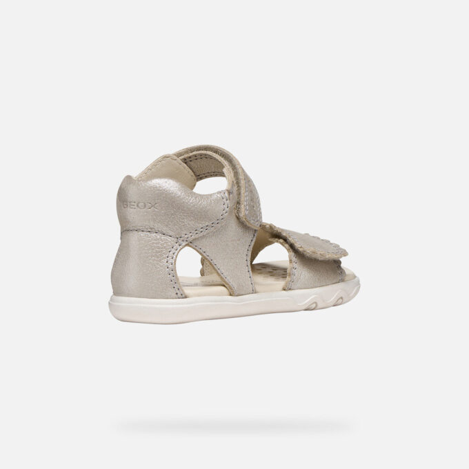 Sandaler Steppieup för små flickor Sandaler Steppieup för små flickor